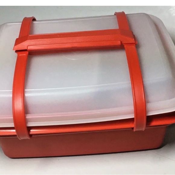 Tupperware Red Food Storage Set - Picture 5 of 8